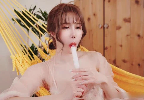 在线播放挑戰三女互玩-辛尤里 第1集 - 麻豆视频