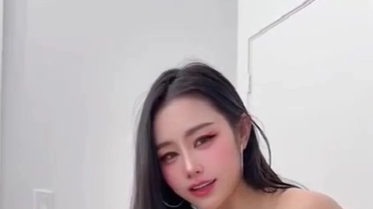 推特高颜值福利姬 汐梦瑶 黑丝高跟被狂干白虎嫩穴 阿黑颜看着太他妈带劲了！