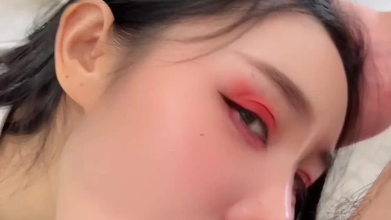 汐梦瑶骚货黑丝衬衫做爱各种姿势都做很多次才爽