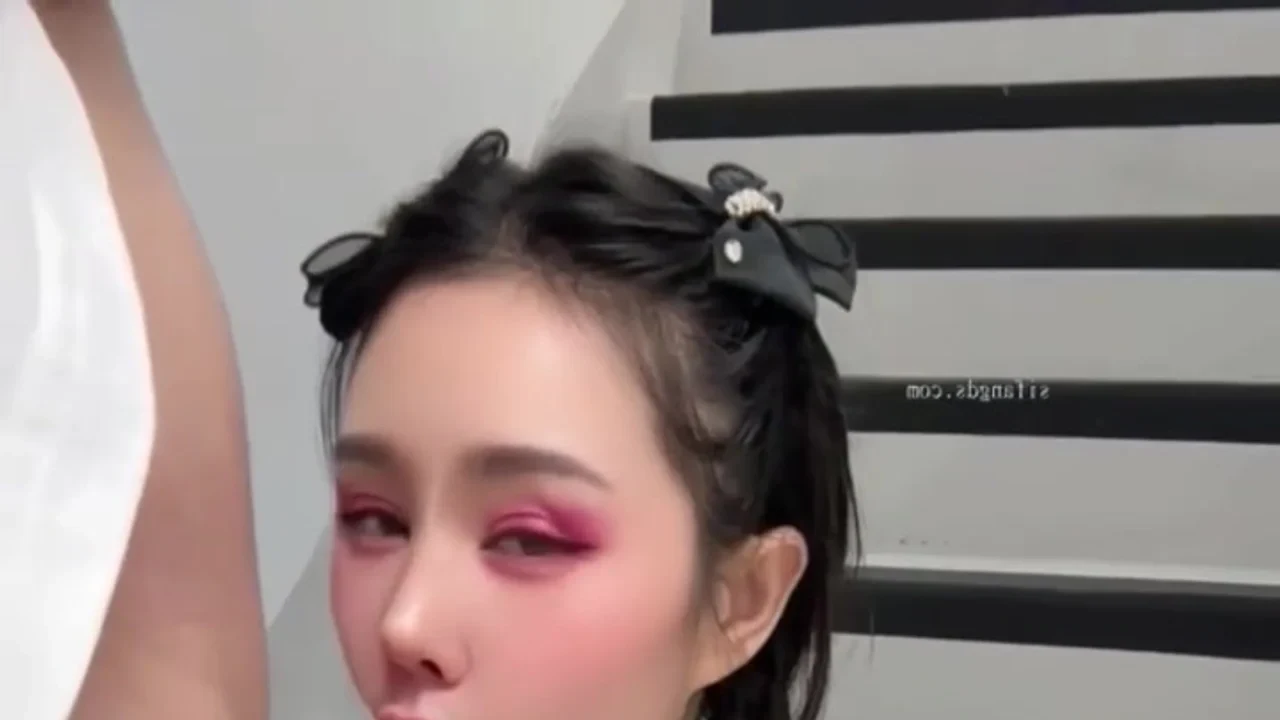 推特性爱大师95后绿帽情侣美腿女王汐梦瑶福利来袭 楼梯做爱 被无套内射 真实又刺激