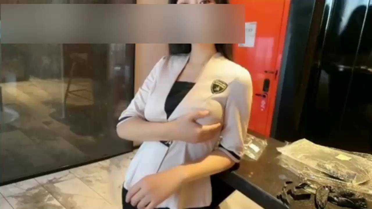 太绝了她说争取给老公戴个绿帽子少妇才是最好的炮架